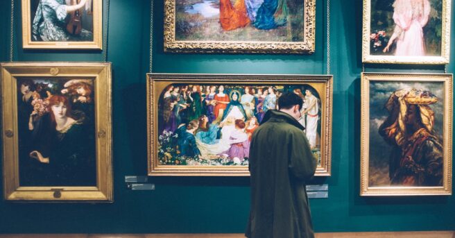 Explore Museums at Your Own Pace with Audio Description