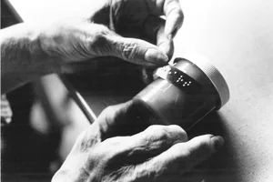 Braille label on pill bottle